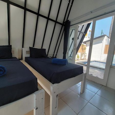 Sanctum Dive Bungalows With Private Pool Gili Trawangan Bagian luar foto